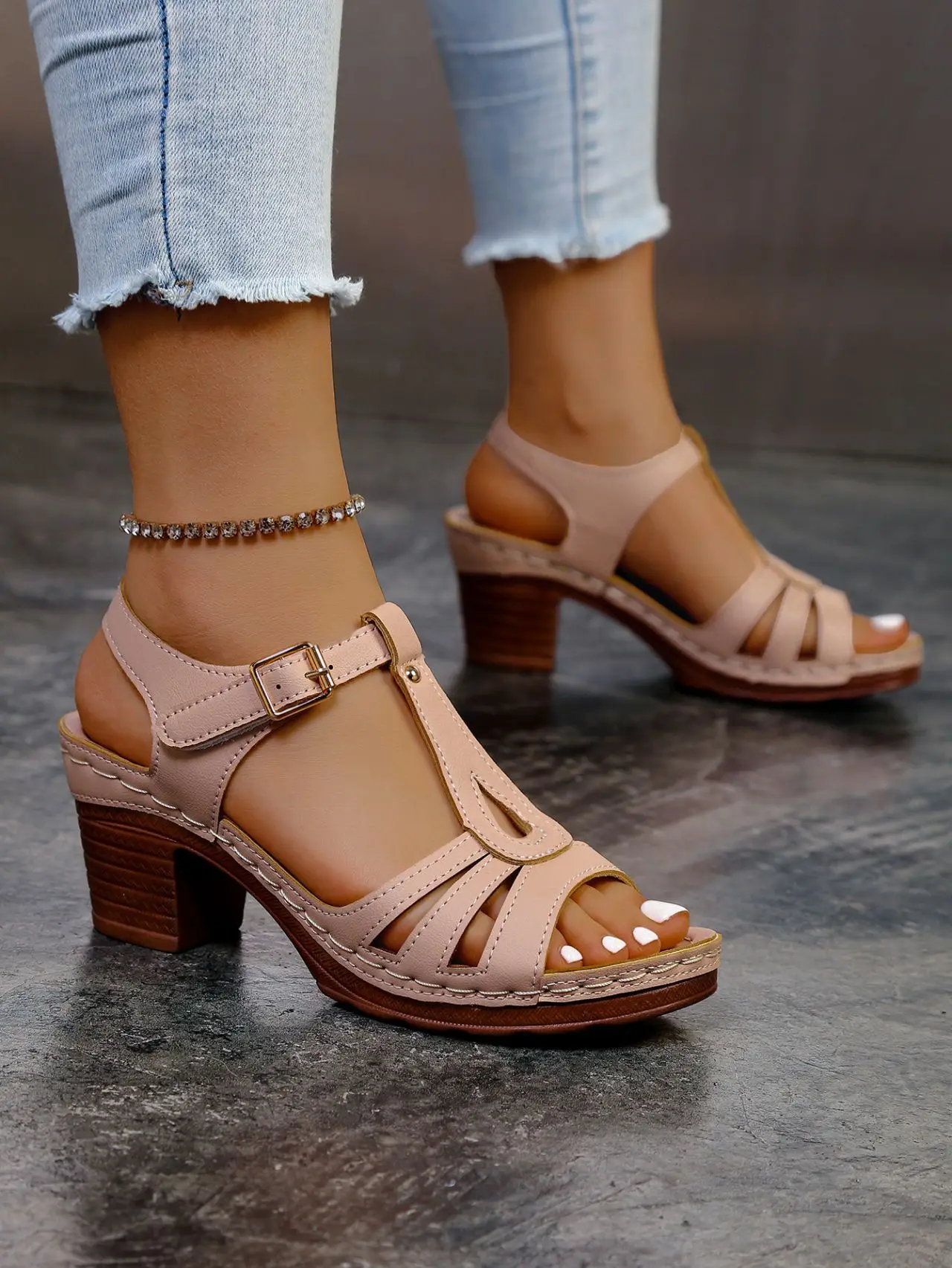 Plus Size 43 Sandals for Women Summer Fashion and Lightweight Peep Toe Hihg Heels Woman Ankle Strap Casual Gladiator Sandals