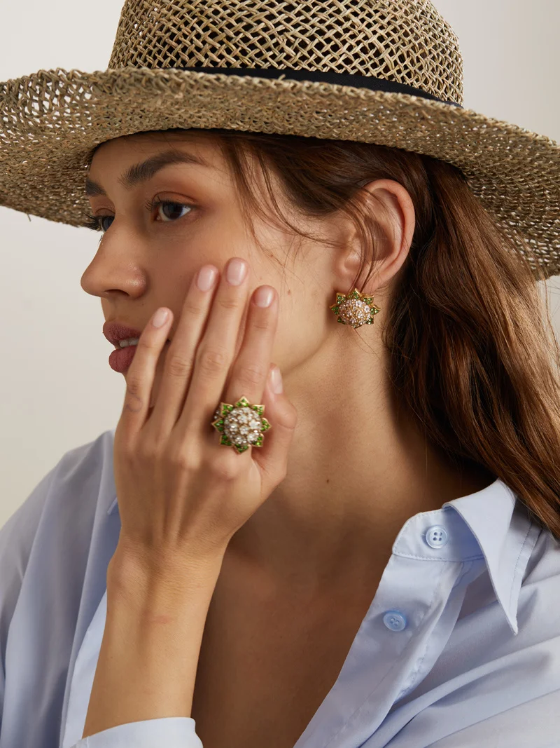 Luxury White Lilac Flower Ring Decoration Gold Color Rhinestones Woman Vintage Jewelry Gift Antique Korean Designer 2026 Wedding