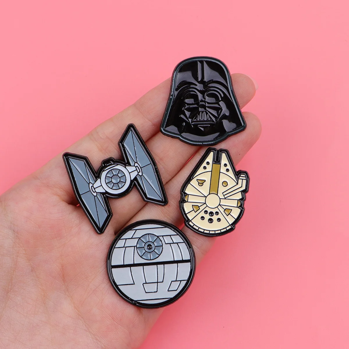 7pcs/set Sci-Fi Movie Enamel Pin Set Cool Stuff Brooch Bulk Lapel Pins for Backpacks Fashion Accessory Gift For Fans