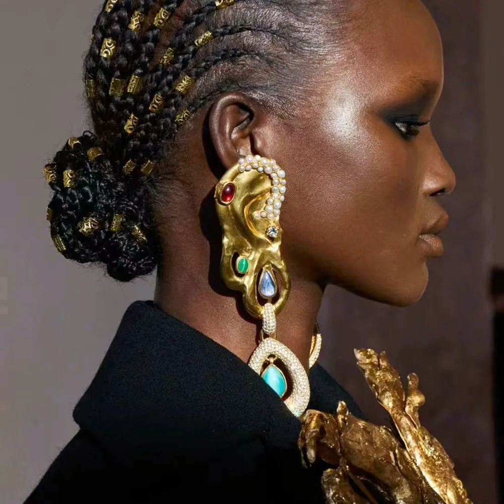 Women Vintage Ethnic Rhinestone Gems With Metal Alloy Big Ears Pendant Dangle Earrings Jewelry Accessory
