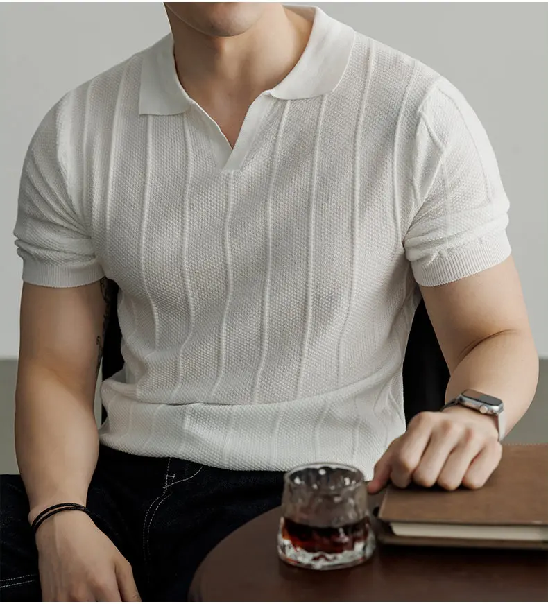 Spring and Summer New Luxury European Short-sleeved V-neck T-shirt Men's Fashion Sweater