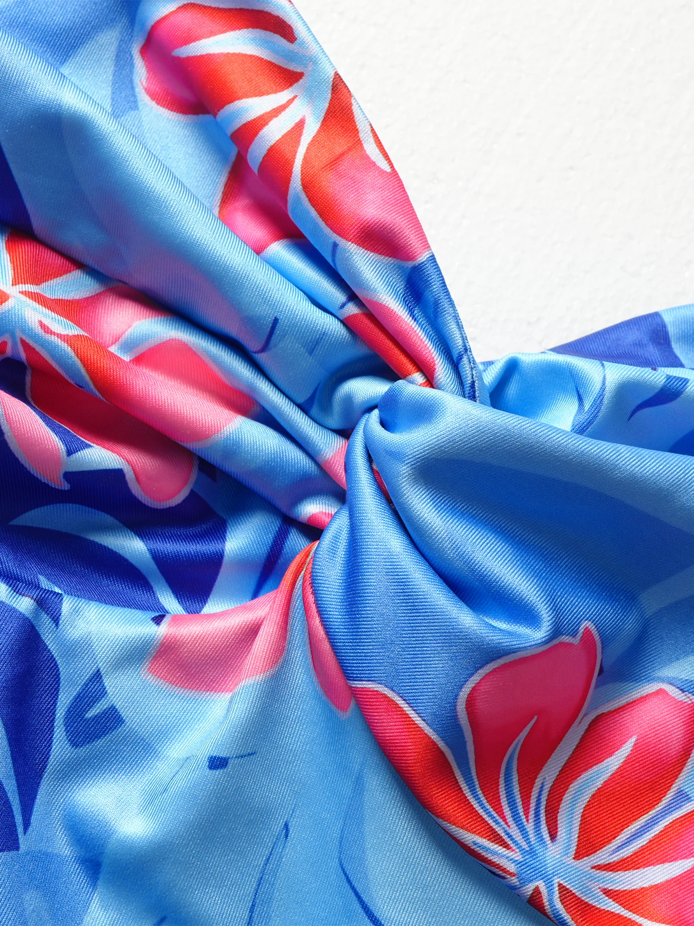 Women's Cami Mini Dress Blue Tropical Floral Print Spaghetti Strap Ruched Ruffle Hem Bodycon Summer Beach Party Mini Dress