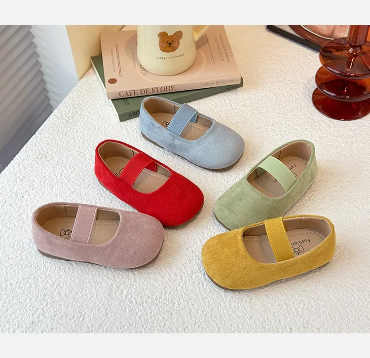 Girls Dance Performance Shoes Slip-on Kids Soild Candy Color Ins Trendy 2026 New Girls Flat Shoes Soft Sole Round Toes 23-30