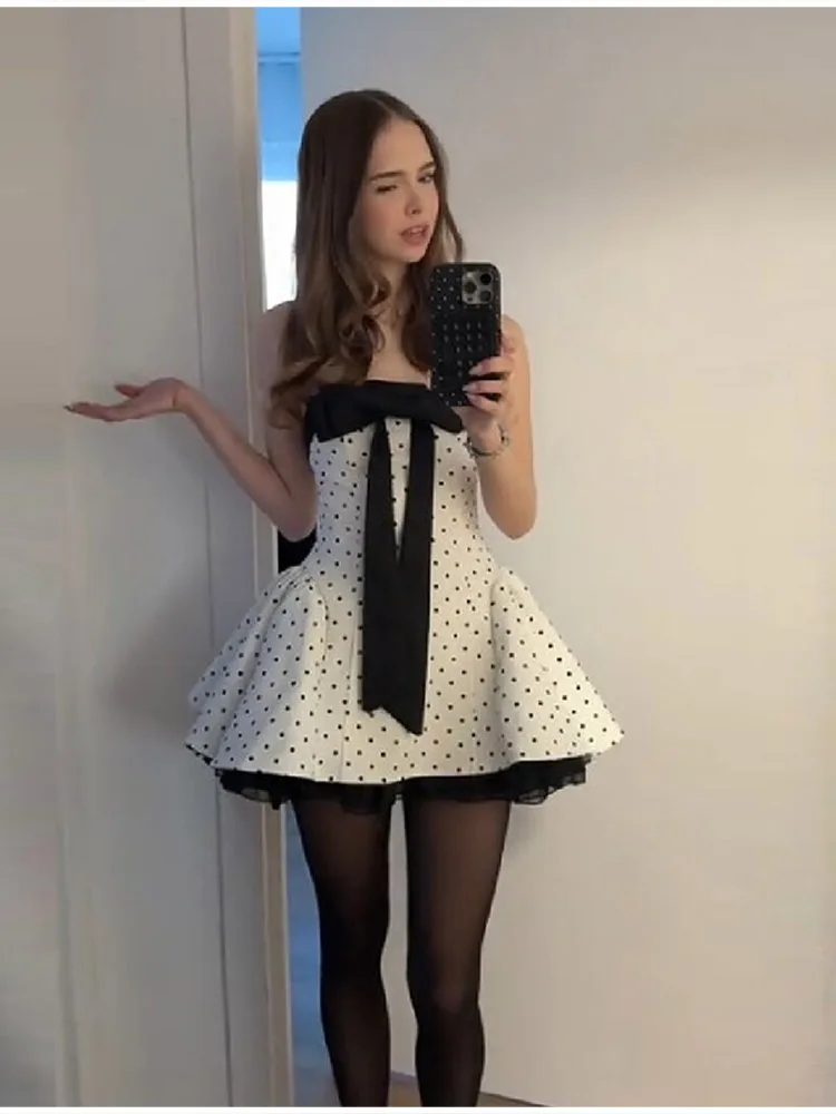 Vintage Sweet Polka Dot Mini Dress Strapless Bow Flared Skirt Dresses Women Birthday Party Cute Chic Playful Stylish Outfits