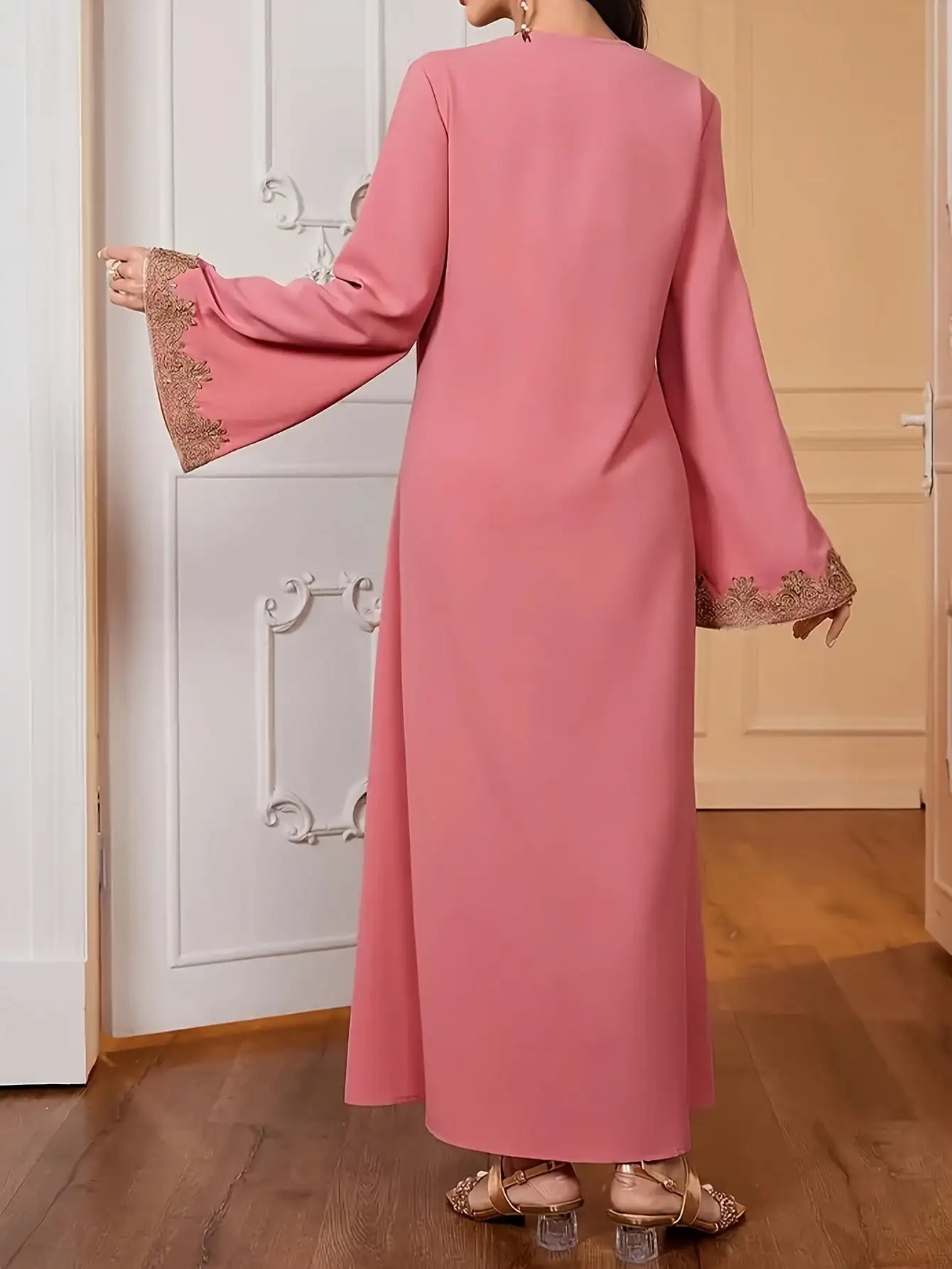 2026 casual and elegant style - lace solid color loose long sleeved dress and long skirt, suitable for daily travel