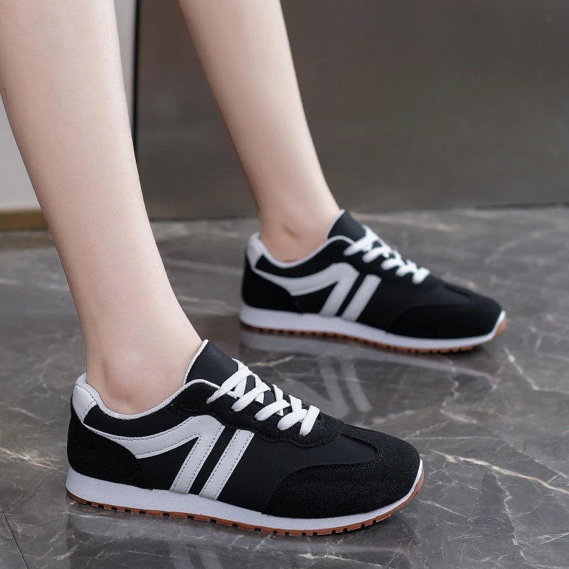 Women's Lightweight Casual Sneakers Fashion Non Slip Lace Up Sports Shoes for Women Striped Pattern Comfortable Walking Shoes