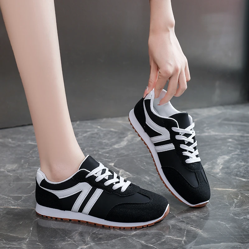 Women's Lightweight Casual Sneakers Fashion Non Slip Lace Up Sports Shoes for Women Striped Pattern Comfortable Walking Shoes