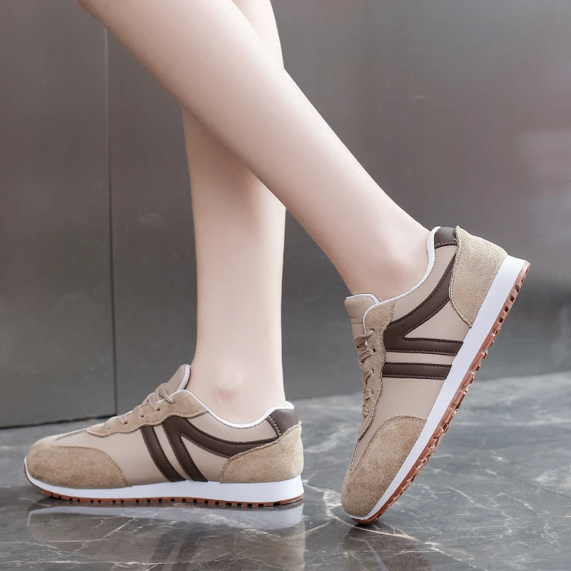 Women's Lightweight Casual Sneakers Fashion Non Slip Lace Up Sports Shoes for Women Striped Pattern Comfortable Walking Shoes