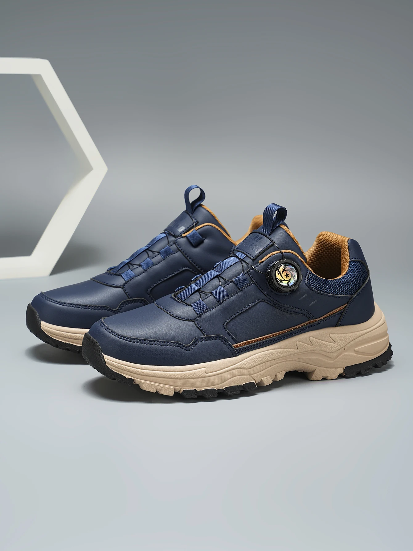 Men's Large Size Outdoor Hiking And Running Shoes Comfortable Casual Versatile Fashionable Sports Shoes for Couples Training