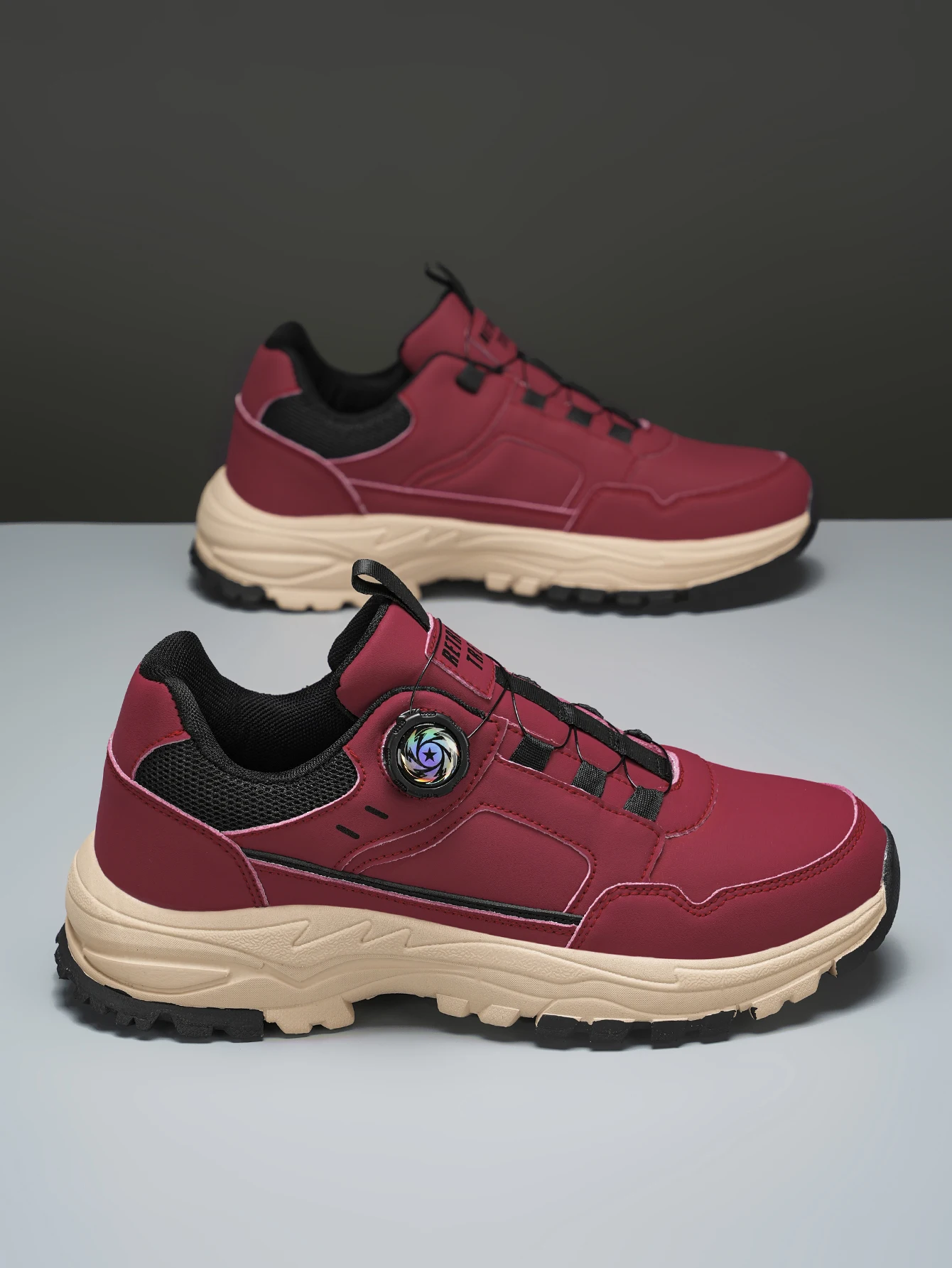Men's Large Size Outdoor Hiking And Running Shoes Comfortable Casual Versatile Fashionable Sports Shoes for Couples Training