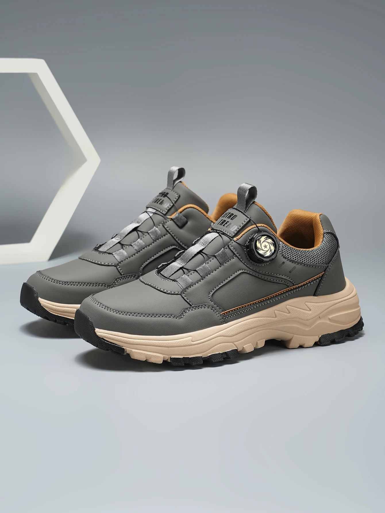 Men's Large Size Outdoor Hiking And Running Shoes Comfortable Casual Versatile Fashionable Sports Shoes for Couples Training