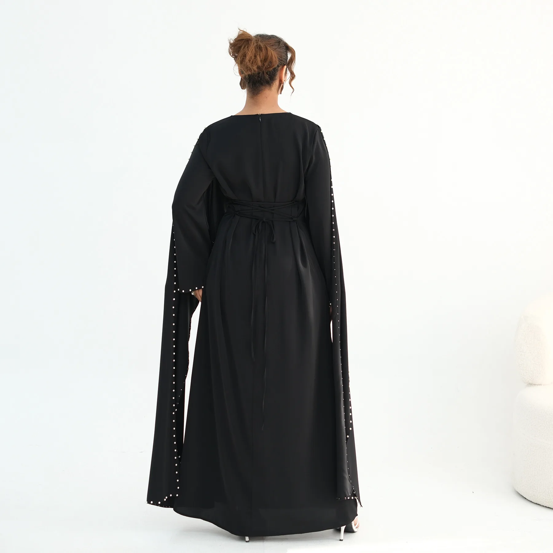 Luxury Dubai Shawl Abaya Elegant Beaded Waist Cinching Kaftan Muslim Women Traditional Dress Maxi Long Sleeve Robe Eid Outfit