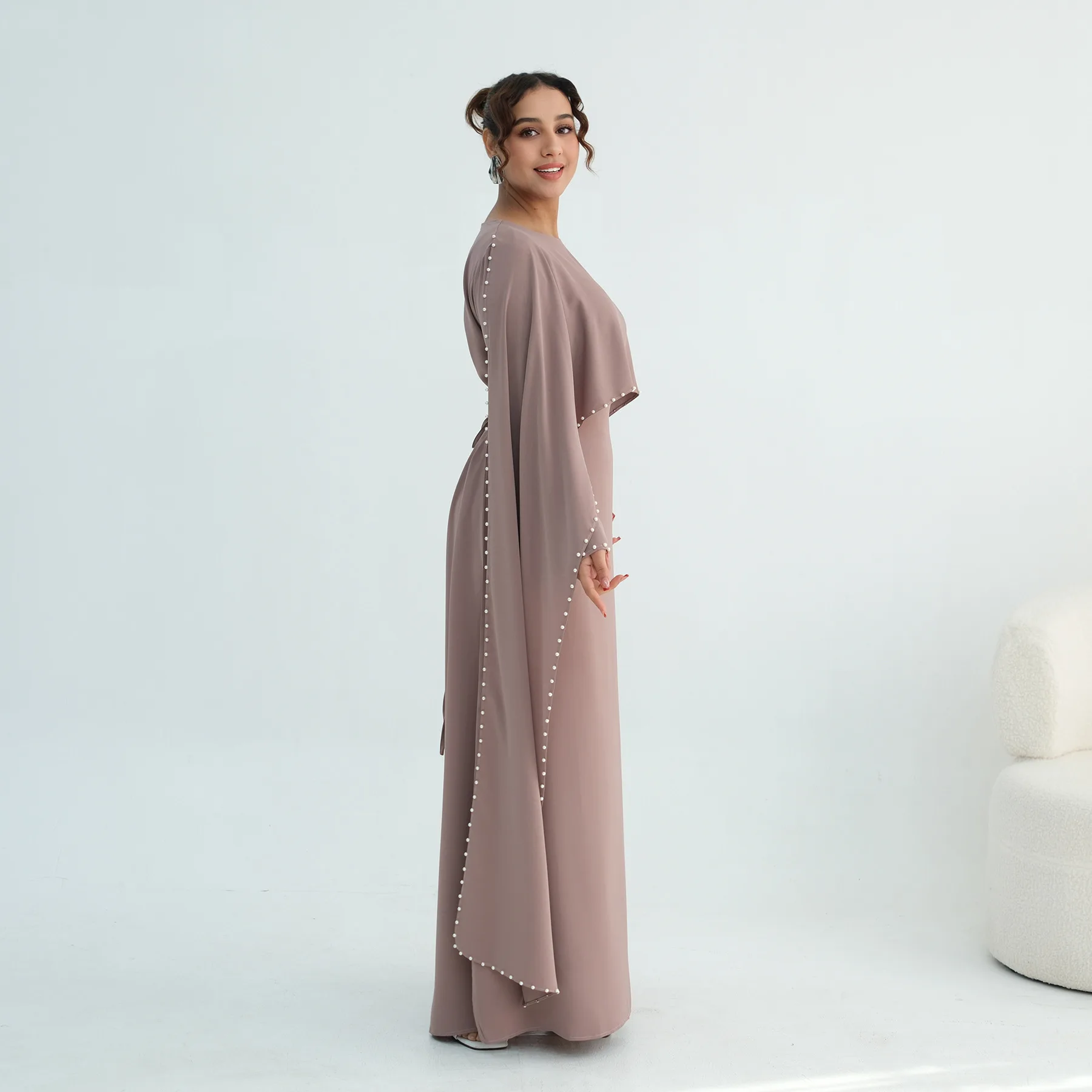 Luxury Dubai Shawl Abaya Elegant Beaded Waist Cinching Kaftan Muslim Women Traditional Dress Maxi Long Sleeve Robe Eid Outfit