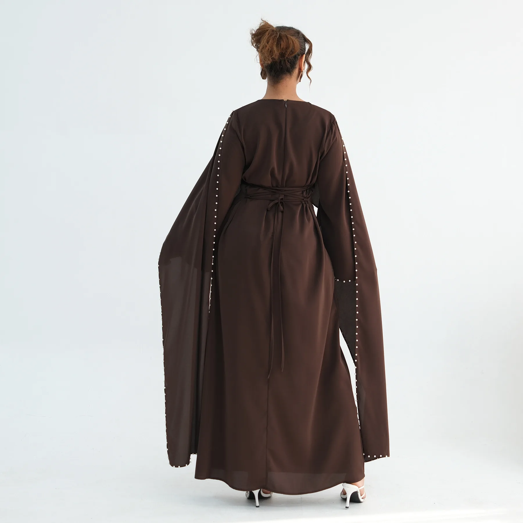 Luxury Dubai Shawl Abaya Elegant Beaded Waist Cinching Kaftan Muslim Women Traditional Dress Maxi Long Sleeve Robe Eid Outfit