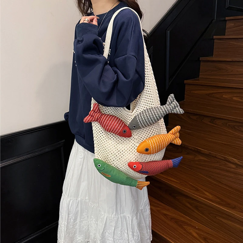 Cute Little Fish Relaxed Knitted Bag 2026 Summer New Commuter Versatile Shoulder Bag Contrasting Cut Out Tote Bag