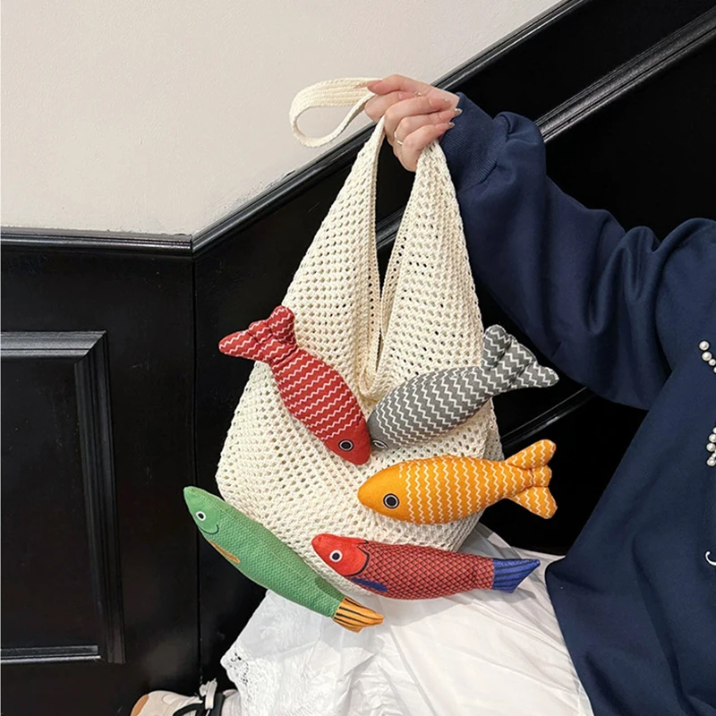 Cute Little Fish Relaxed Knitted Bag 2026 Summer New Commuter Versatile Shoulder Bag Contrasting Cut Out Tote Bag