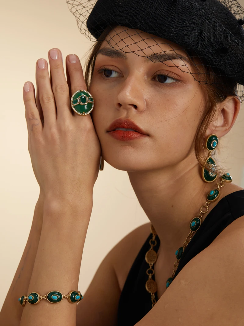 Luxury Gold Color Green Natural Stone Zircon Oval Vintage Rings Pearls for Woman Party Gift Antique Jewelry Korean Designer Open