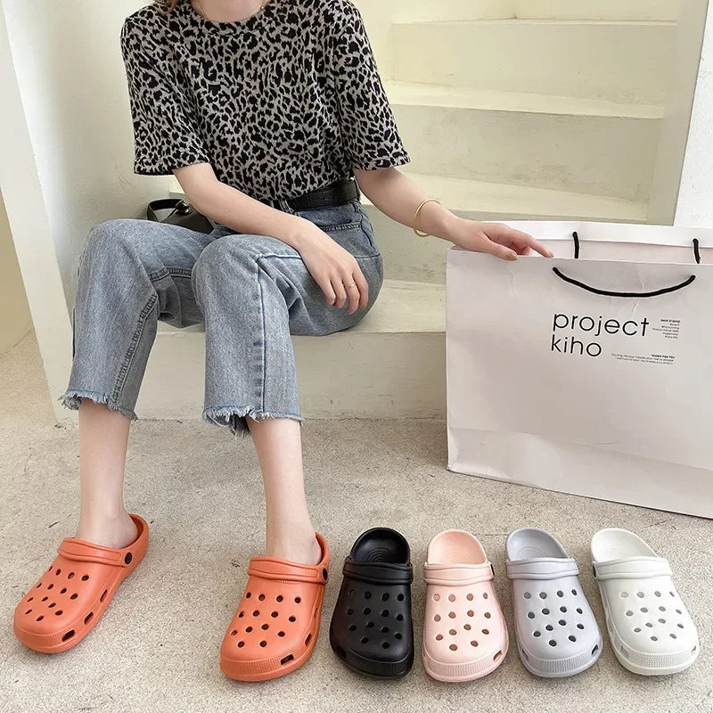 Women Clogs Summer Female Sandals Thick Bottom Home Slides Soft EVA Dry Wedges Platform Garden Shoes Beach Sandals Home Slippers