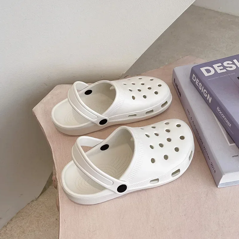 Women Clogs Summer Female Sandals Thick Bottom Home Slides Soft EVA Dry Wedges Platform Garden Shoes Beach Sandals Home Slippers