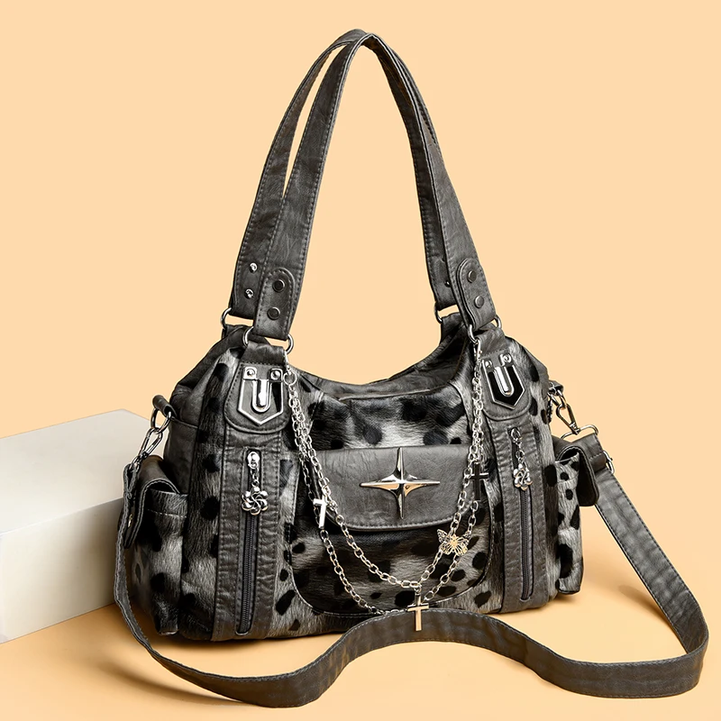 Retro Punk Women Crossbody Bag Metal Chain Multi Pocket Large Capacity PU Adjustable Strap Shoulder Bag for Commute Shopping