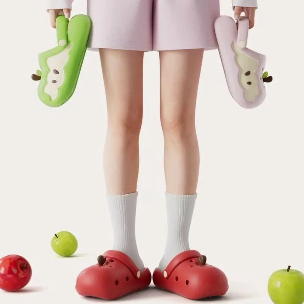 Adorable EVA Apple Slippers Anti Slip Waterproof Apple Sandals Closed Toe Soft Bottom Indoor Outdoor Sandals Spring Summer