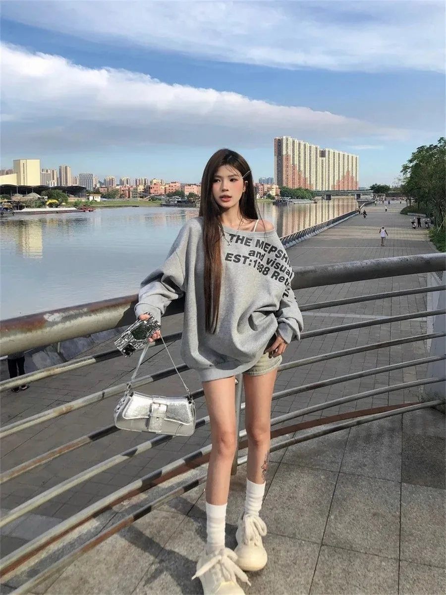 Y2k Sexy Oversize T shirt Women Streetwear Print Long sleeve Basic Top Lady Fall 2025 Winter Korean Fashion Oversized Tees Shirt
