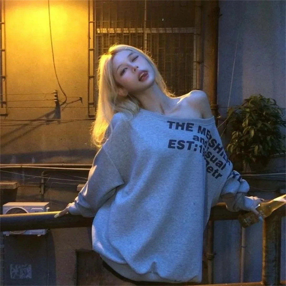 Y2k Sexy Oversize T shirt Women Streetwear Print Long sleeve Basic Top Lady Fall 2025 Winter Korean Fashion Oversized Tees Shirt