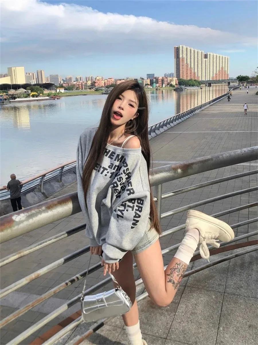 Y2k Sexy Oversize T shirt Women Streetwear Print Long sleeve Basic Top Lady Fall 2025 Winter Korean Fashion Oversized Tees Shirt