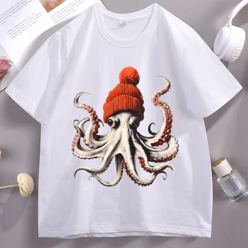 Funny Octopus Wearing Beanie Retro T-Shirt Unisex Funny T Shirt 90s Graphic Tee Cotton Short Sleeve Male Tees Y2k Clothing