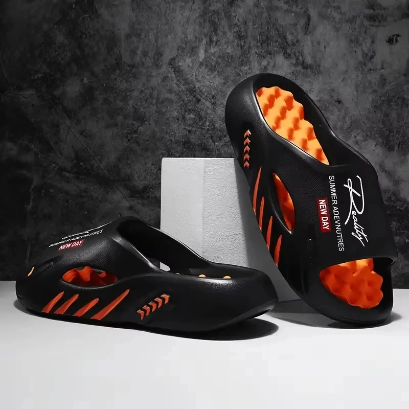 2026 New Men's Massage Slippers Indoor and Outdoor Sandals Beach Casual Shoes Comfortable Soles Men's Slippers Large