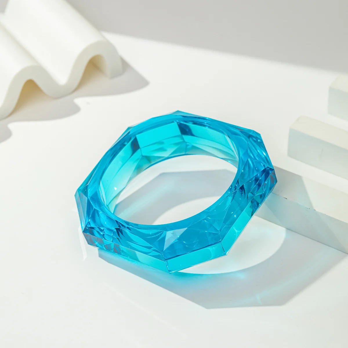 Luxury Asymmetric Cutting Geometry Transparent Colorful Resin Acrylic Bangles For Women Bracelets Charm Thick Simple Jewelry