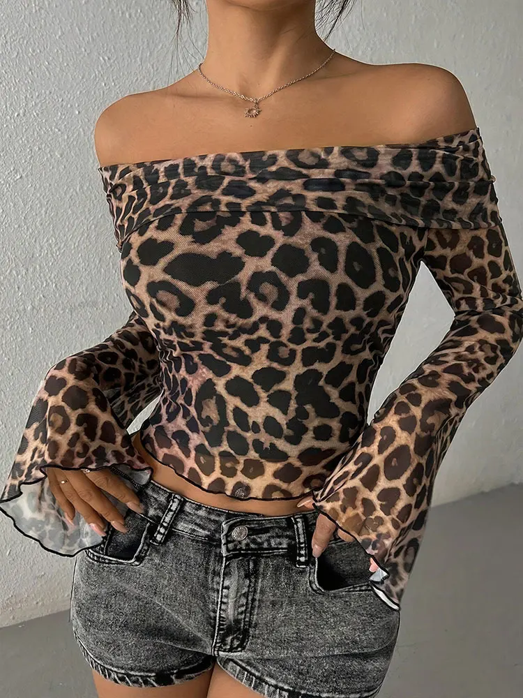 Sexy Women T-shirt Autumn New Streetwear Fashion Long Sleeves O-Neck T-shirt Leopard Off Shoulder Female Versatile Knitted Tees