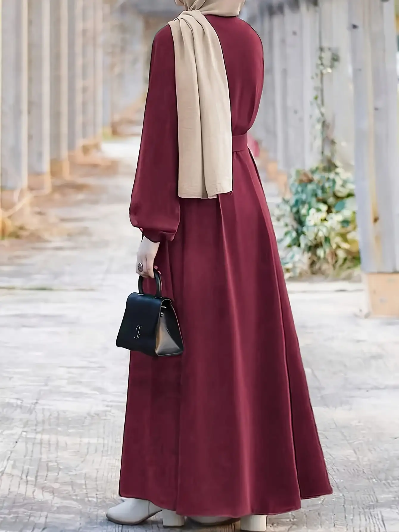 2026 Casual and Elegant Style, Solid Color Long-Sleeved Loose and Comfortable Dress Long Skirt, Suitable for Daily Travel