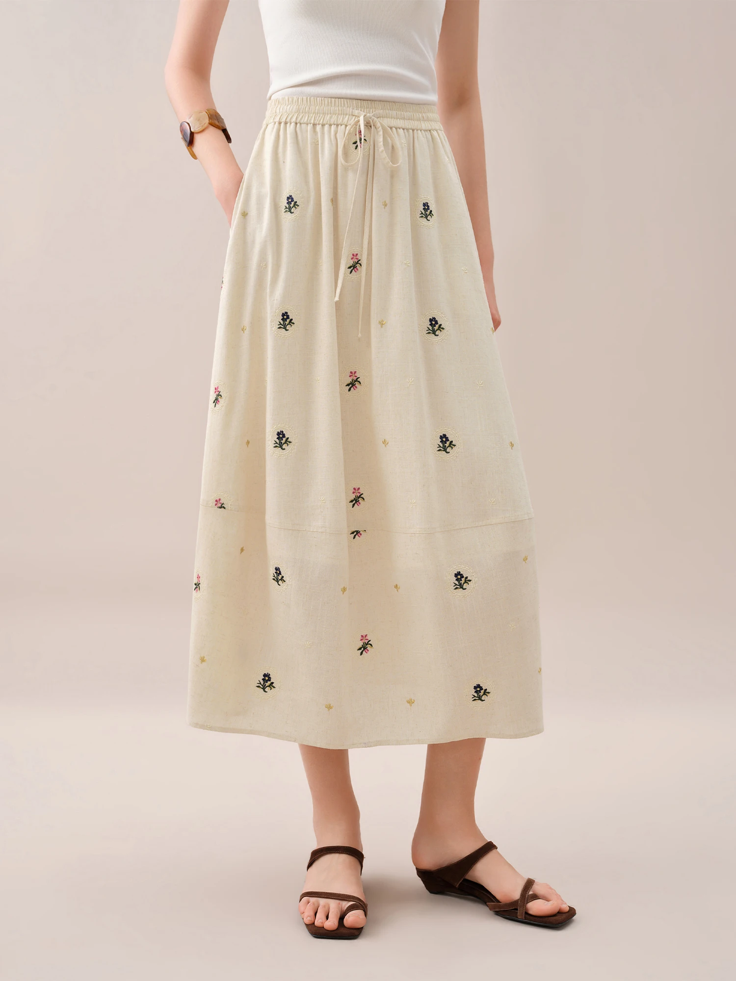 FSLE【Premium Series】Fashionable Embroidered Sleeveless Top and Tulip Skirt Elastic Waist Retro Women 2026 Summer New Arrival Set