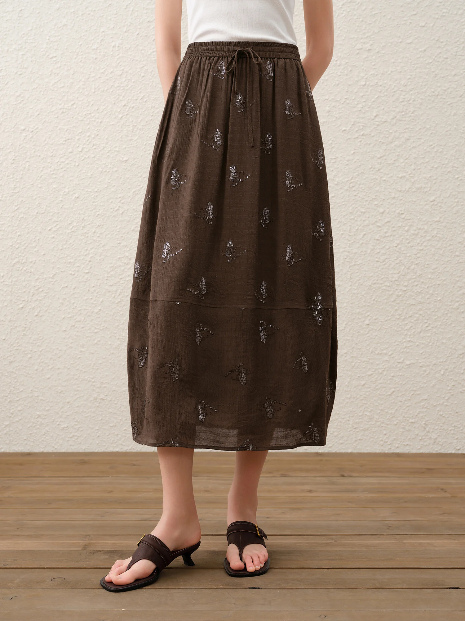 FSLE【Premium Series】Fashionable Embroidered Sleeveless Top and Tulip Skirt Elastic Waist Retro Women 2026 Summer New Arrival Set