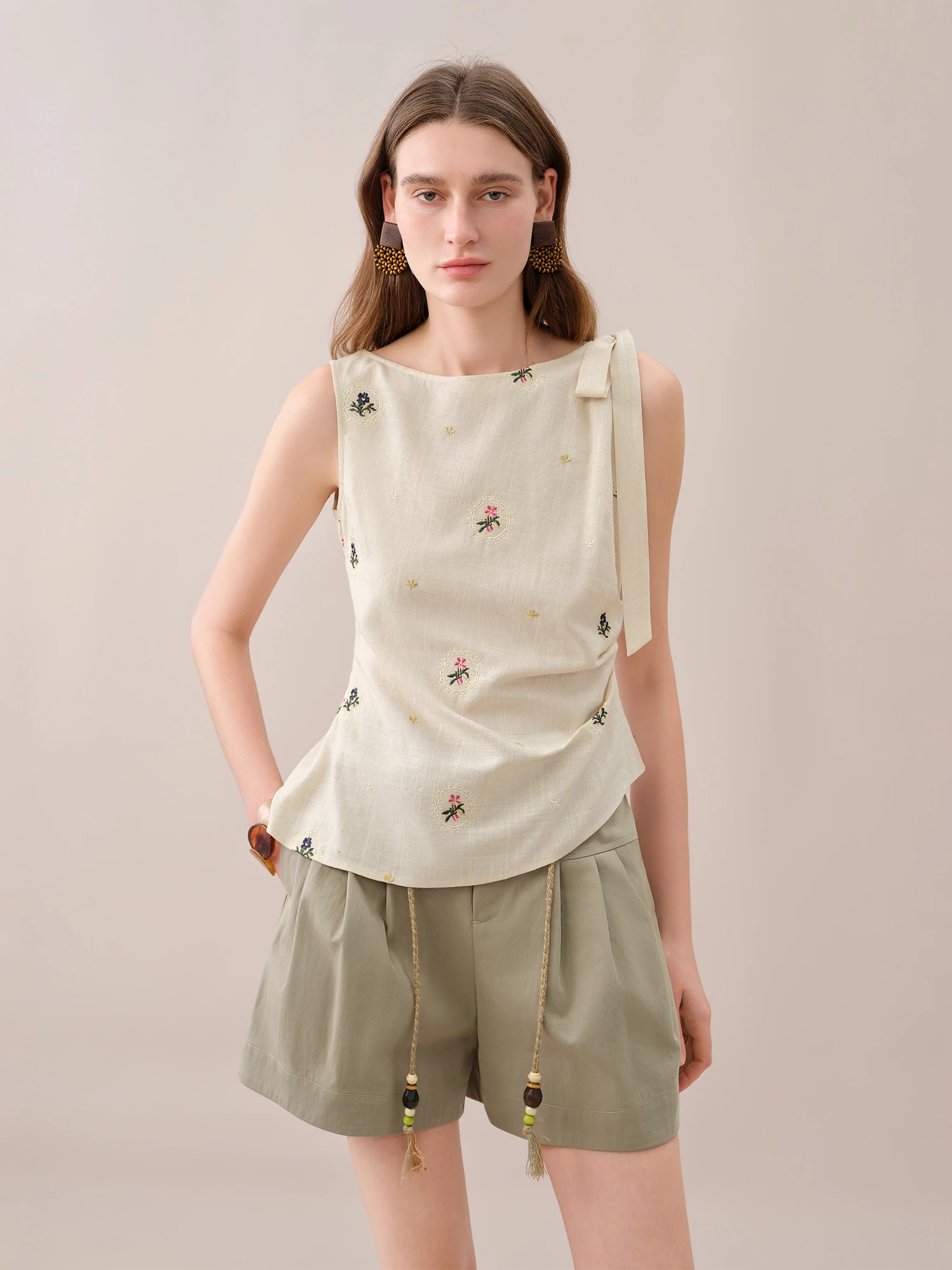 FSLE【Premium Series】Fashionable Embroidered Sleeveless Top and Tulip Skirt Elastic Waist Retro Women 2026 Summer New Arrival Set
