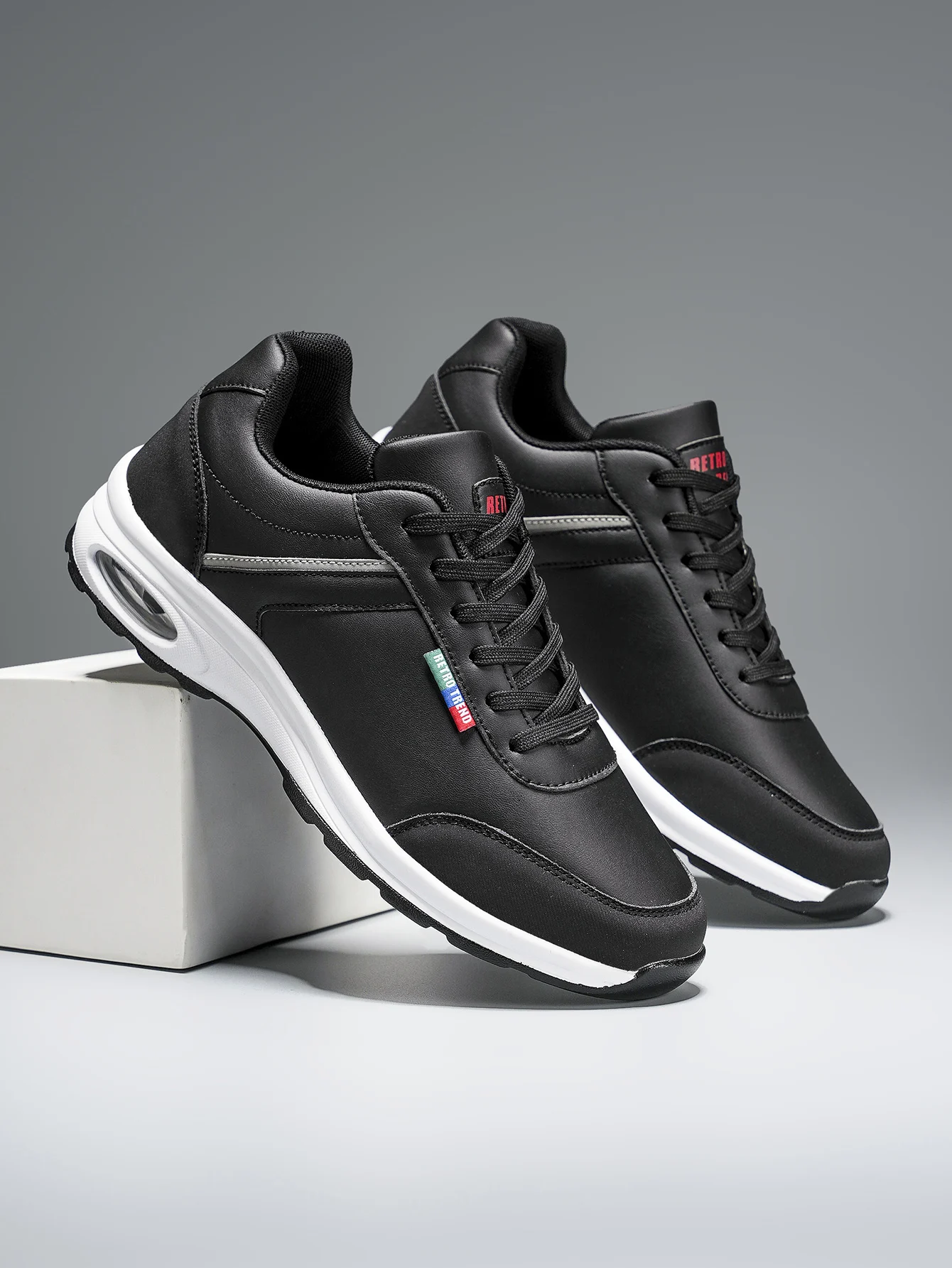 Men's Large Size Sports Shoes Outdoor Hiking Running Comfortable Casual Versatile Fashionable Training Shoes for Couples
