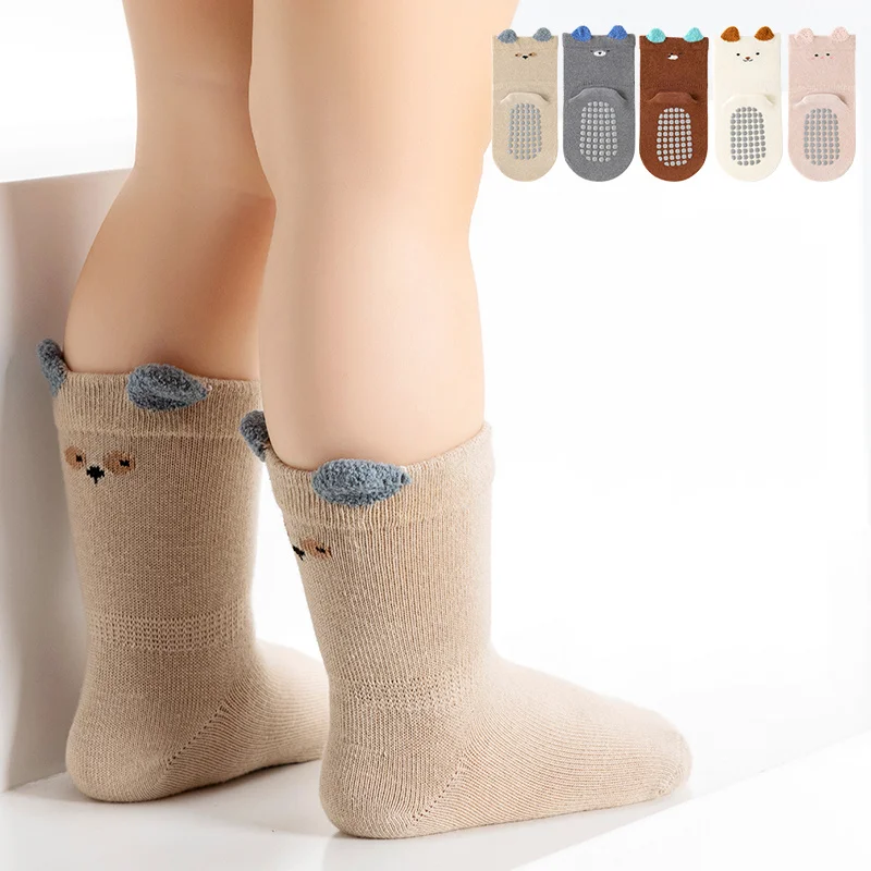 5 pairs of boys and girls' anti slip socks with cute cartoon animal patterns, comfortable and breathable baby floor socks