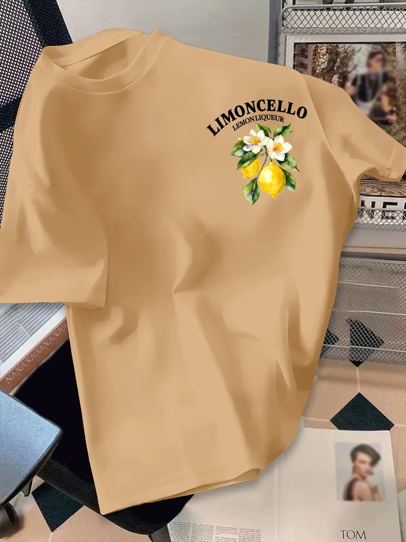 Men's Retro Style T-Shirt Limoncello Lemon Liqueur Print Crew Neck Short Sleeve Polyester Tops with "Refreshing" Text M-4XL