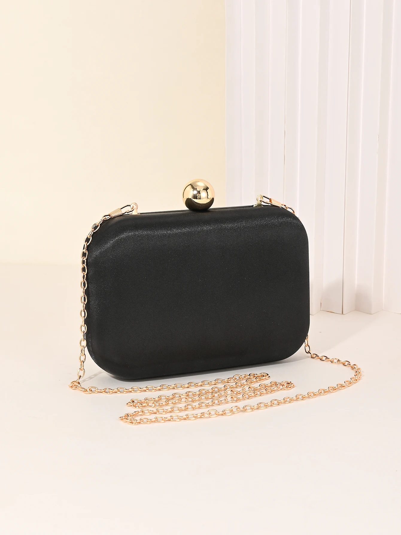 Ladies' Evening Bag, Vintage Satin Clutch Square Bag, Elegant Evening Bag with Golden Spherical Lock and Detachable Chain