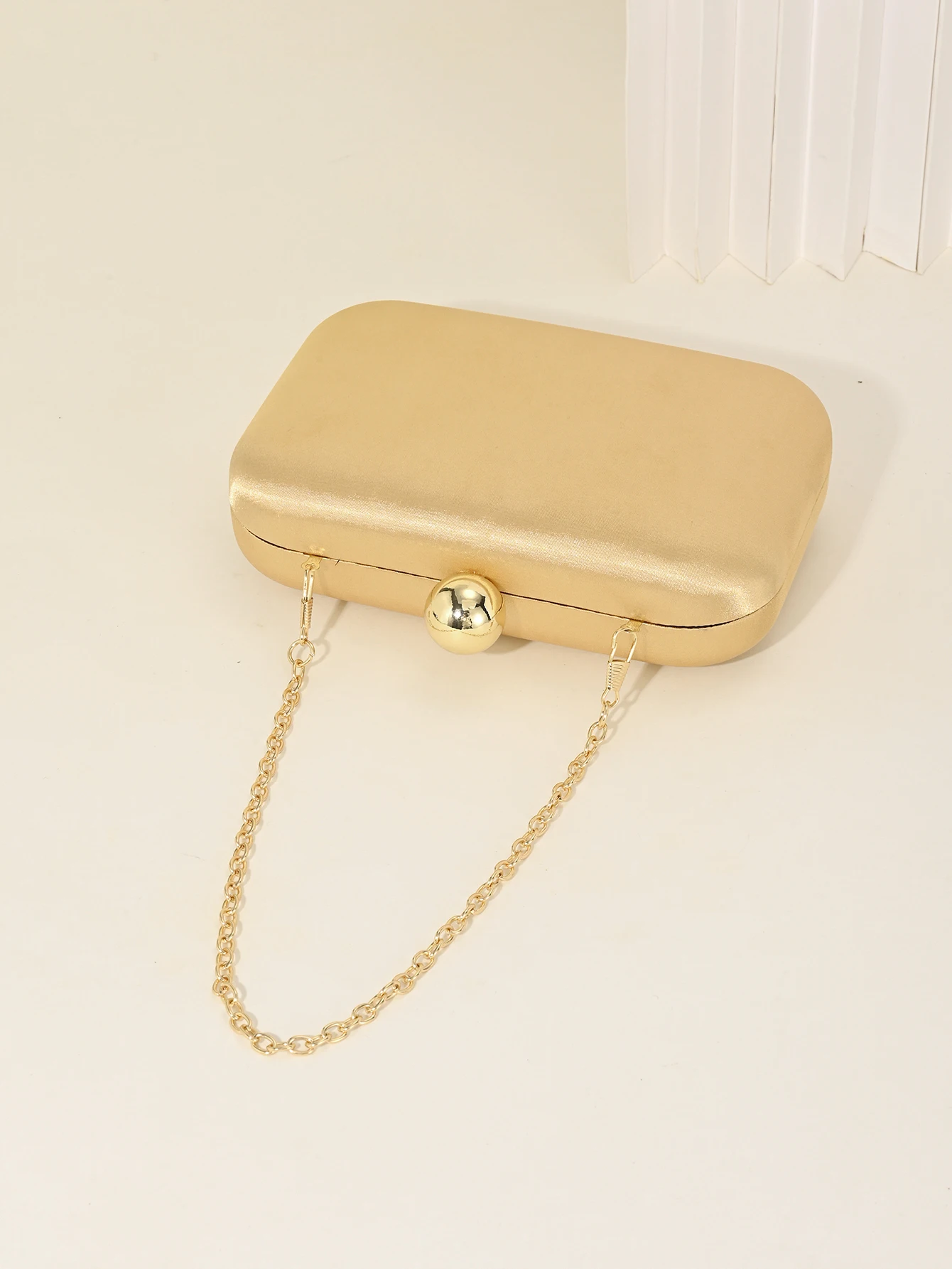 Ladies' Evening Bag, Vintage Satin Clutch Square Bag, Elegant Evening Bag with Golden Spherical Lock and Detachable Chain
