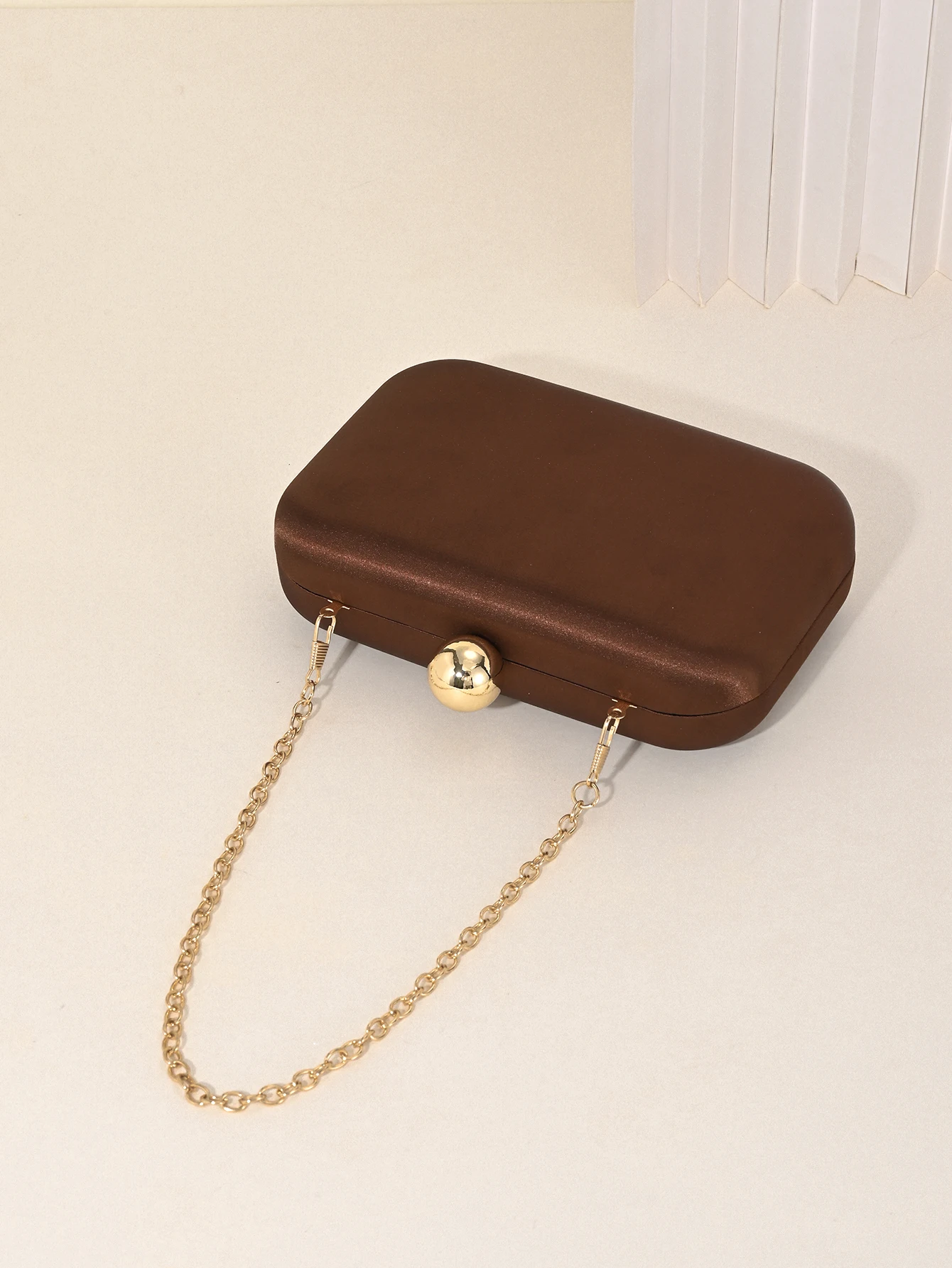 Ladies' Evening Bag, Vintage Satin Clutch Square Bag, Elegant Evening Bag with Golden Spherical Lock and Detachable Chain