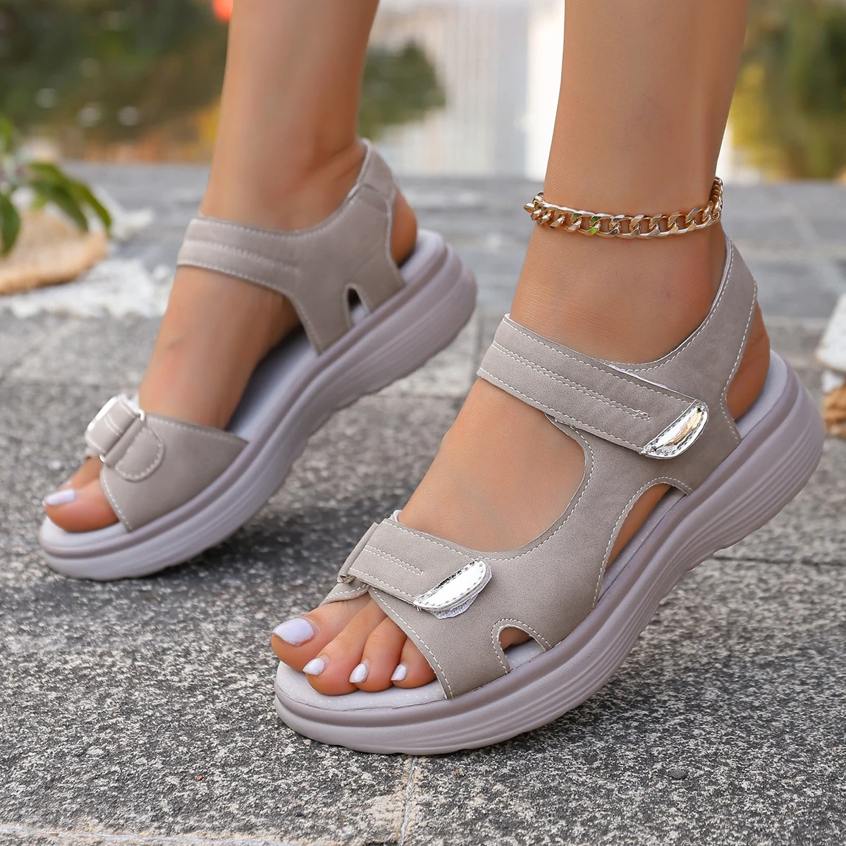 New Summer Casual Platform Sandals Women Comfortable Fashion Thick Sole Outdoor Sports Sandals Non Slip Wading Beach Shoes Women