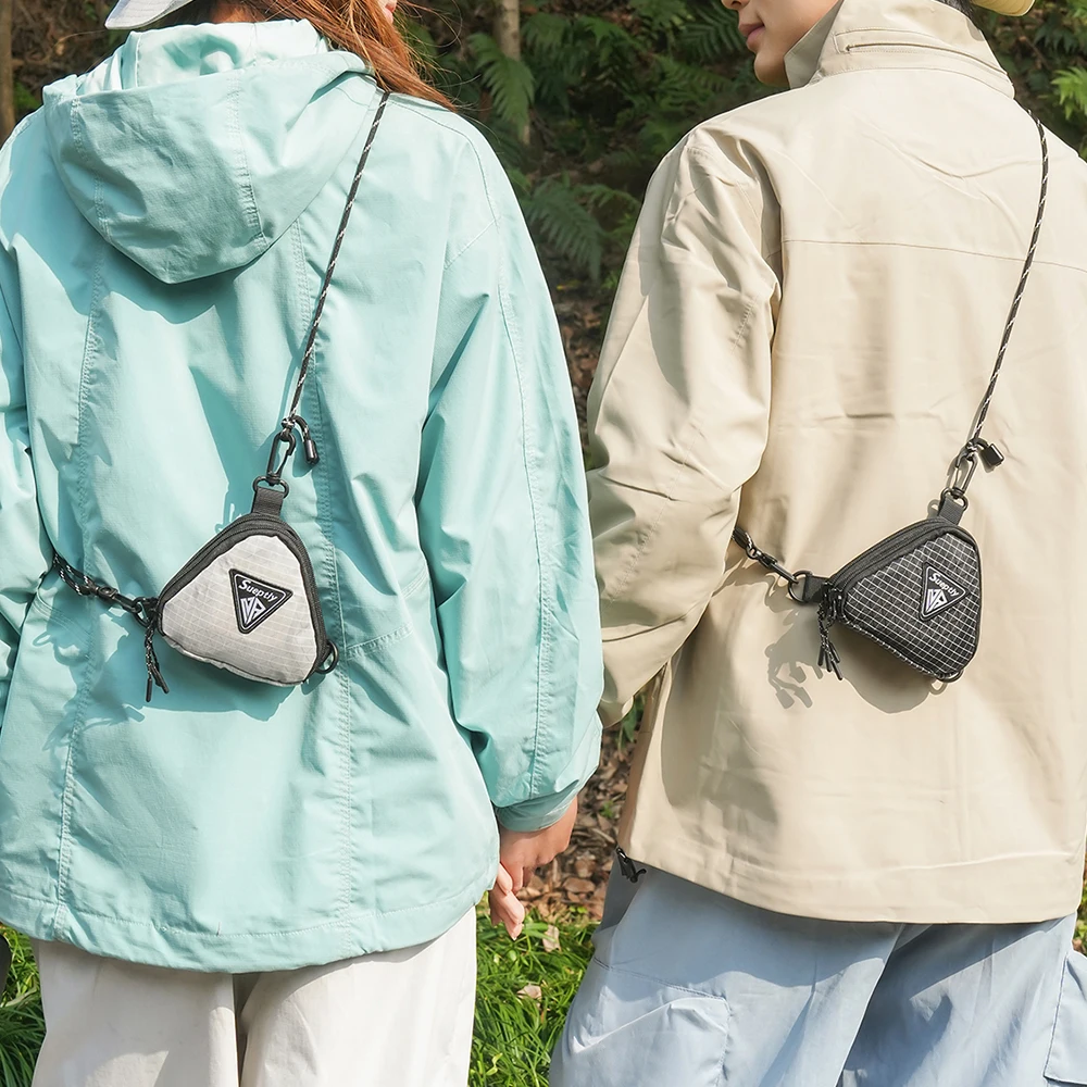 Men's Shoulder Bag, Japanese Style Small Hanging Bag, Contrasting Color Triangle Key Bag, Casual Workwear Style Headphone Bag