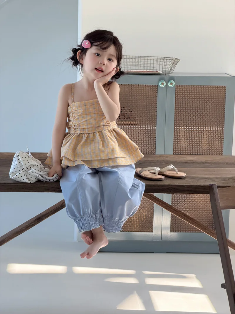 Korean version girls' checkered camisole 2026 summer new style children's western-style backless top baby camisole