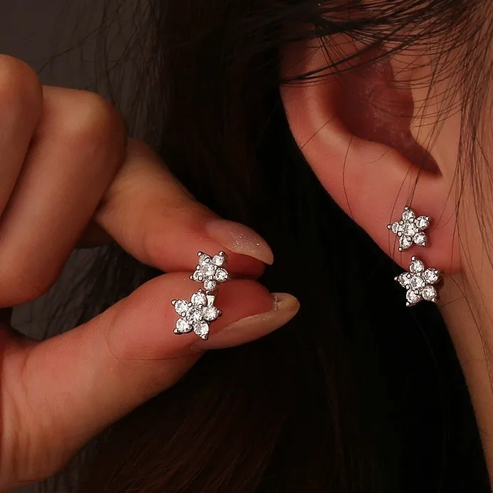 Female Cute Stars Small Flower White Zircon Stud Earrings for Women Vintage Gold Silver Color Wedding Jewelry Mother's Day Gifts