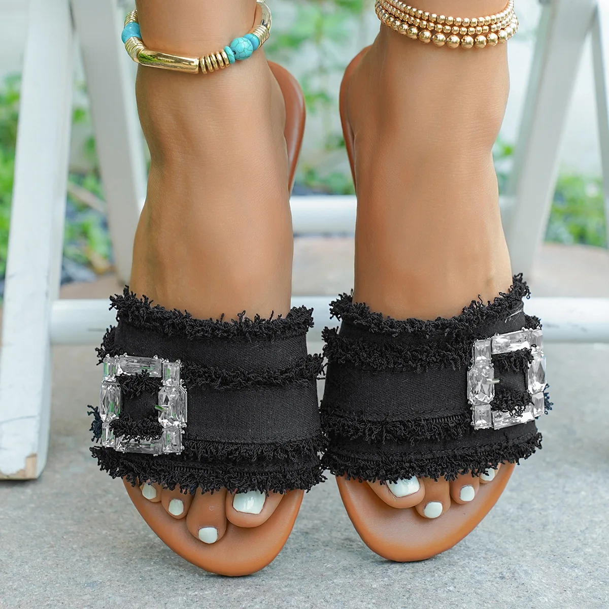 Women's Slippers Summer Sliding Metal Buckle Flat Shoes Fashion Sandals Women's Designer 2026 Comfortable Women's Shoes Slides