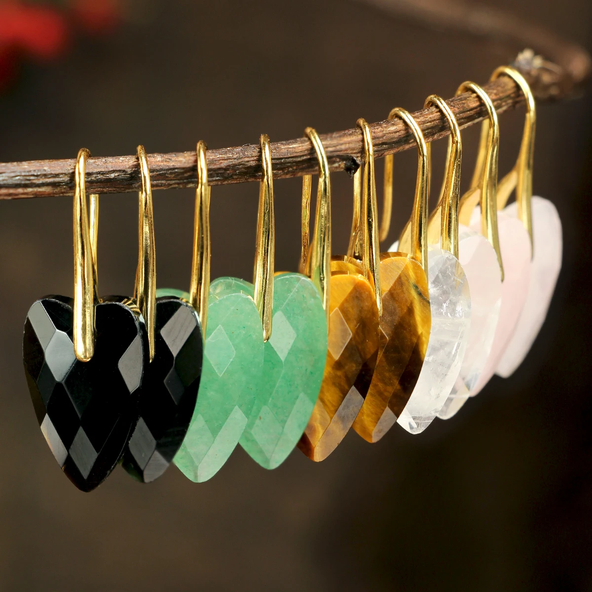 Charming Natural Stone Heart Pendant Ladies' Earrings Natural White Quartz Rose Quartz Green Aventurine Faceted Heart pendant