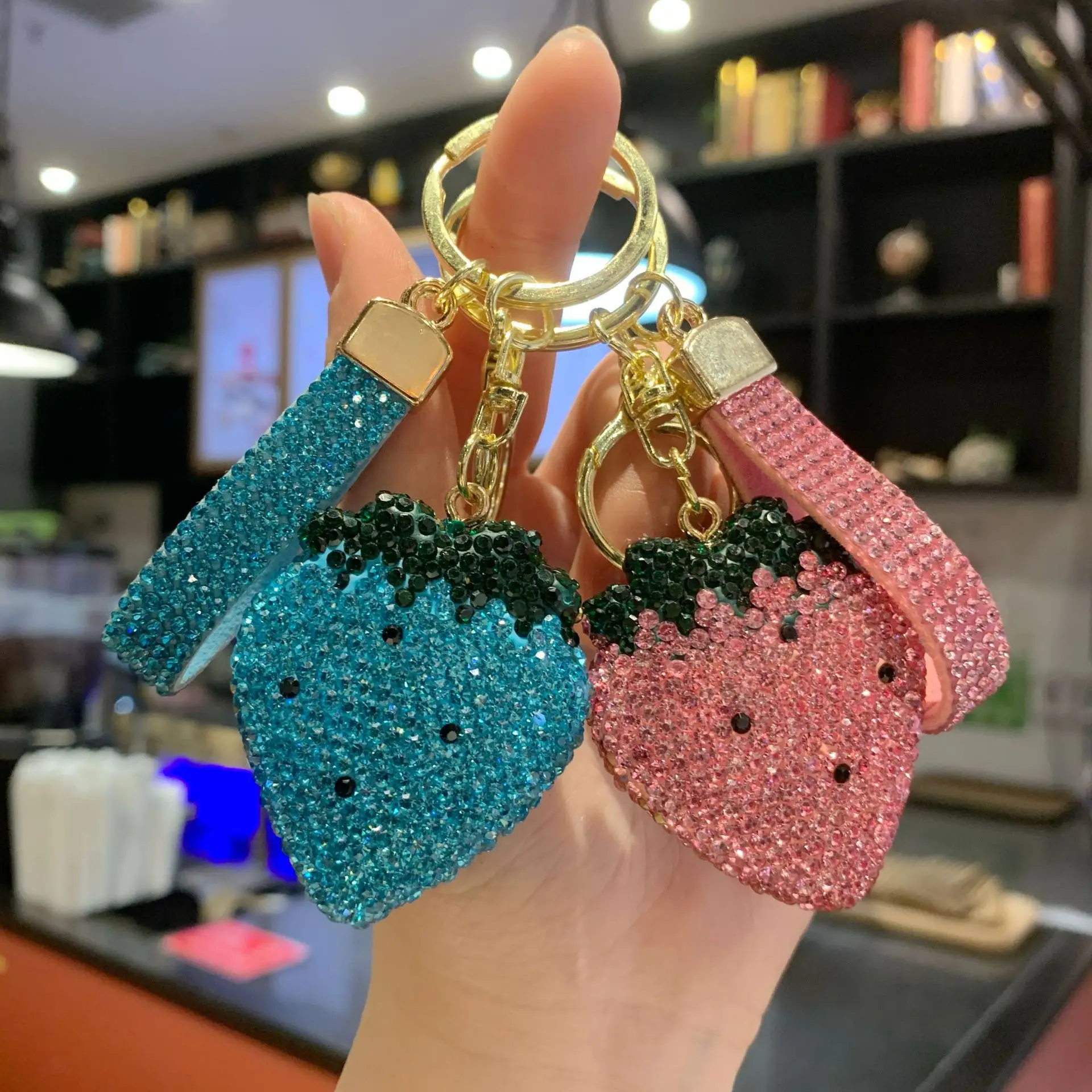 Creative Clay Strawberry Keychain - Double-Sided Full Rhinestone Charm, Simple & Sweet Bag Accessory for Girls