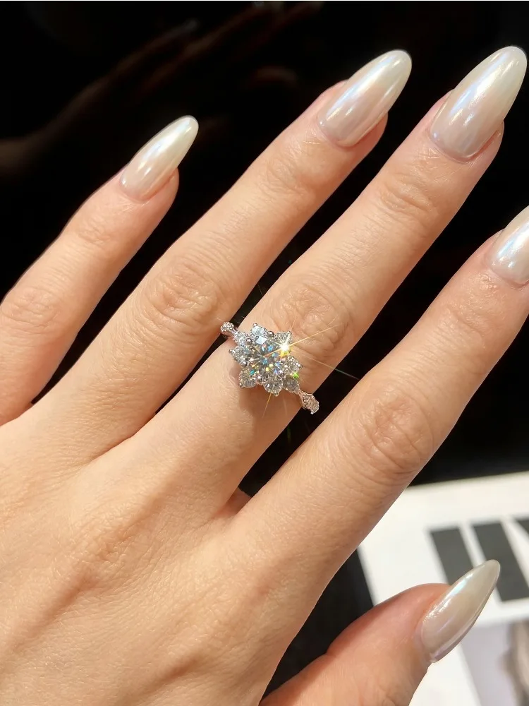 Real Classical 1CT Moissanite Diamond Sunflower Ring for Women 925 Sterling Silver Luxury High Quality Fine Jewelry